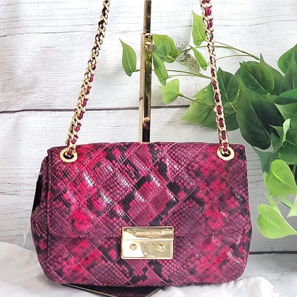 MICAHEL Michael Kors RETAIL Fucshia Snakeskin Crossbody - Picture 12 of 16